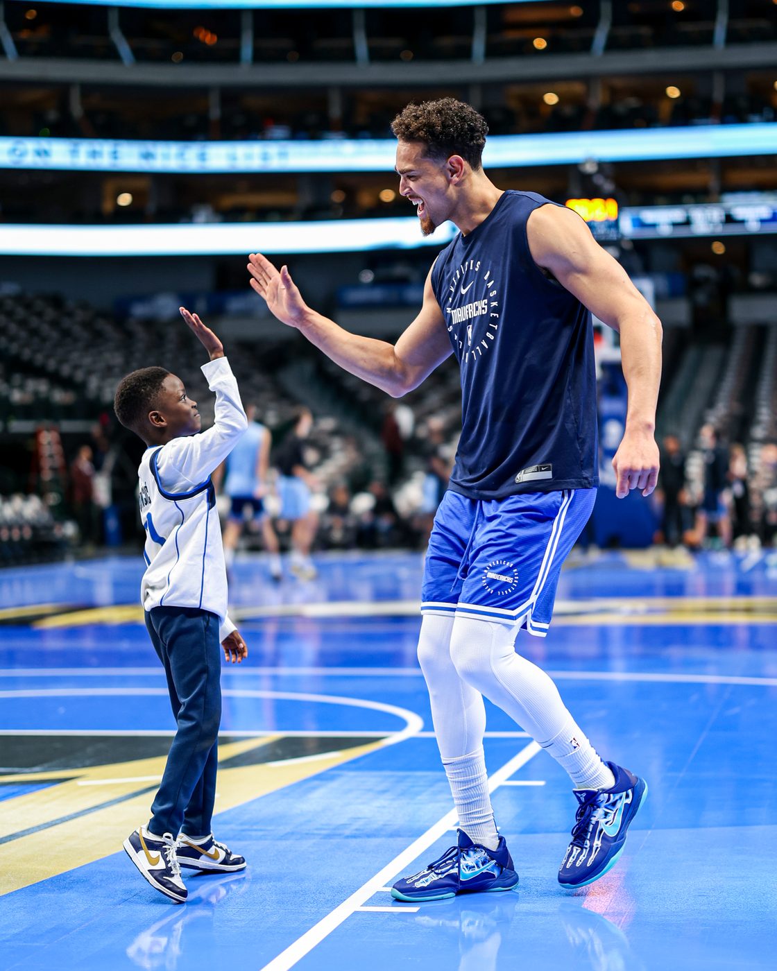 Community — DALvsMEM