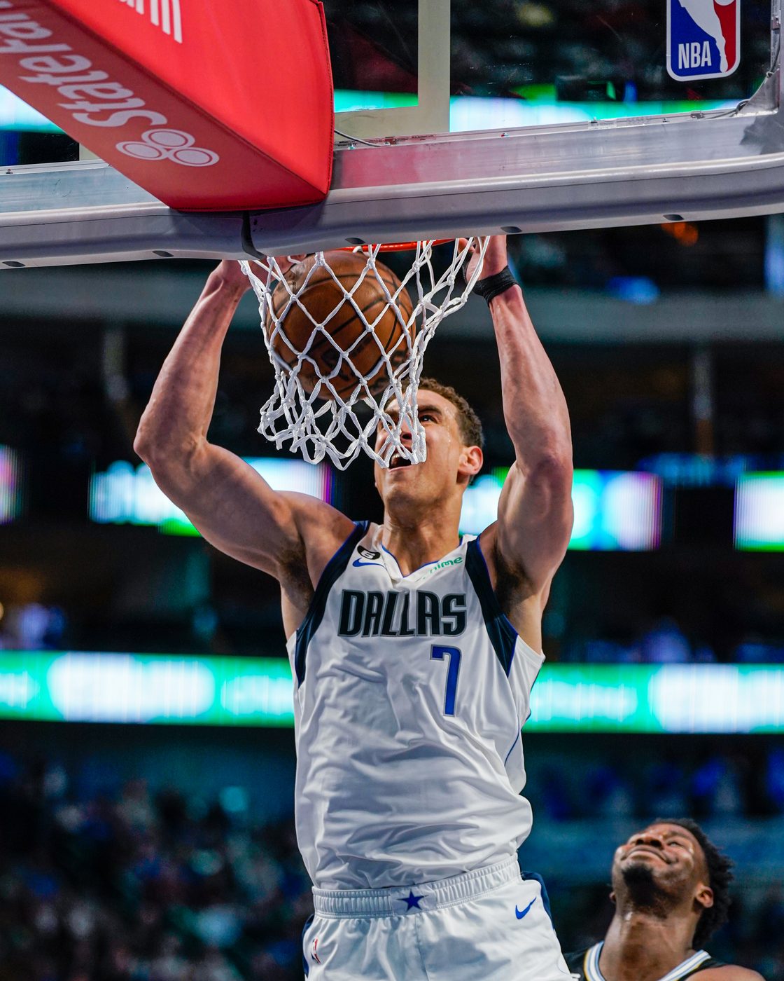 Games — DALvsMEM